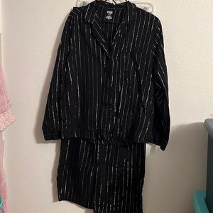 Victoria’s Secret Pink Black and Silver Striped PJ Set Size L